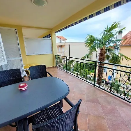 31856 - Peric Apartment *
