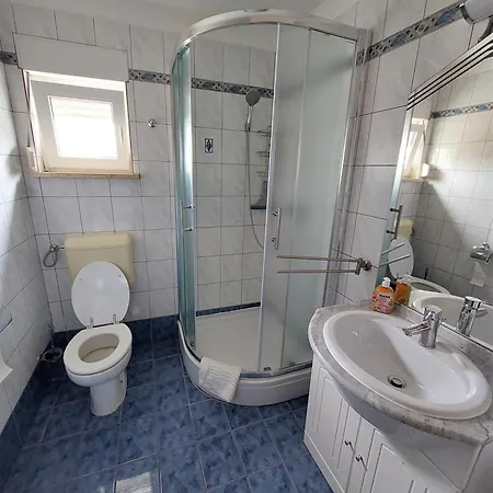 31856 - Peric Apartment *